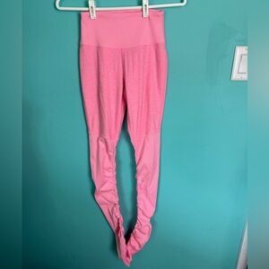 EUC Women’s ALO High-waist Goddess Pink Ruched Ribbed Leggings Size XS